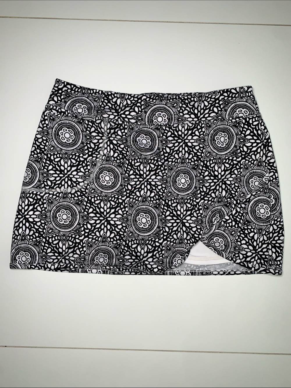 Black and White Printed Tennis/Golf Skirt